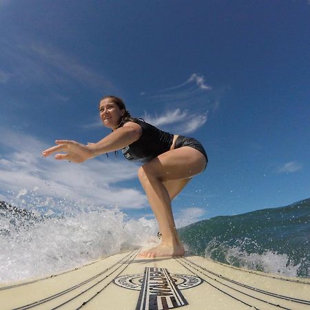 Hotel Perico Azul & Surf Camp Jaco Bagian luar foto
