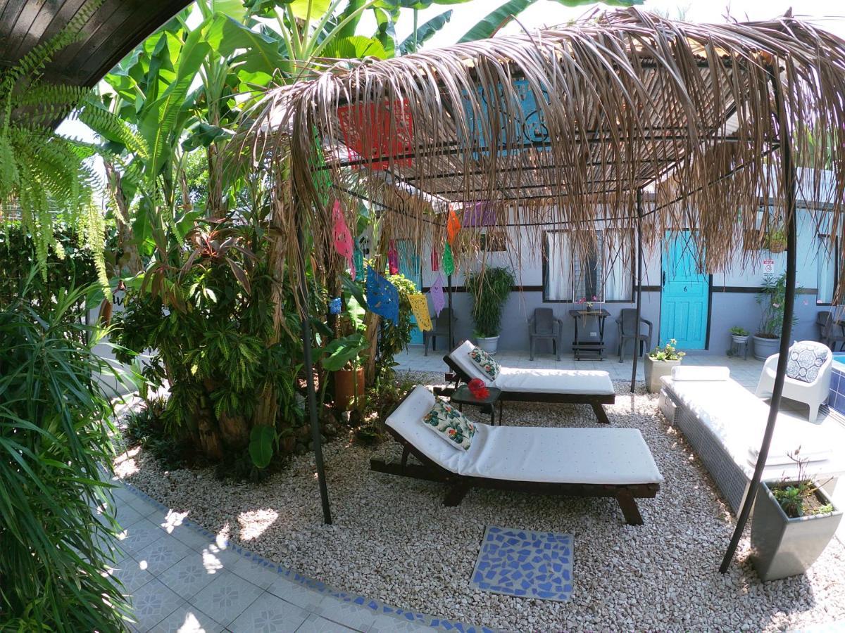 Hotel Perico Azul & Surf Camp Jaco Bagian luar foto