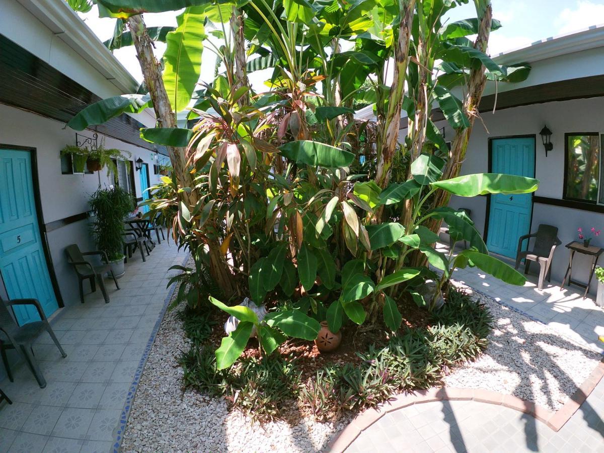 Hotel Perico Azul & Surf Camp Jaco Bagian luar foto